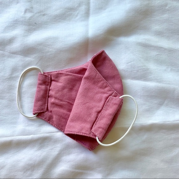 SOLD! Handmade embroidery face mask - Picture 4 of 4